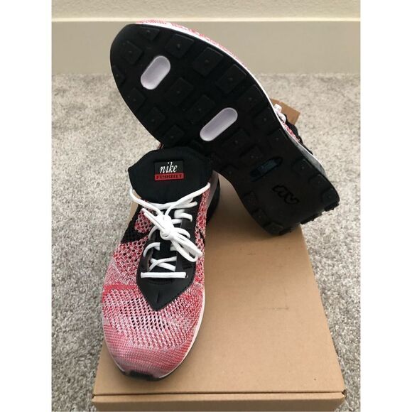 Nike Air Max Flyknit Racer Sneakers Men’s Size 6/ Women’s size 7.5 - Picture 2 of 8